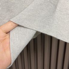 🛒🛒Loro Piana 长袖针织衫Polo,袖口、下摆与衣身采用一体织成工艺,无需拼接缝份,整体线条连贯流畅;减少多余 🛒🛒Loro Piana 长袖针织衫Polo,袖口、下摆与衣身采用一体织成工艺,无需拼接缝份,整体线条连贯流畅;减少多余