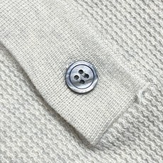 🛒🛒Loro Piana 长袖针织衫Polo,袖口、下摆与衣身采用一体织成工艺,无需拼接缝份,整体线条连贯流畅;减少多余 🛒🛒Loro Piana 长袖针织衫Polo,袖口、下摆与衣身采用一体织成工艺,无需拼接缝份,整体线条连贯流畅;减少多余