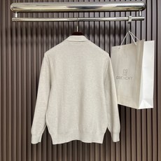 🛒🛒Loro Piana 长袖针织衫Polo,袖口、下摆与衣身采用一体织成工艺,无需拼接缝份,整体线条连贯流畅;减少多余 🛒🛒Loro Piana 长袖针织衫Polo,袖口、下摆与衣身采用一体织成工艺,无需拼接缝份,整体线条连贯流畅;减少多余