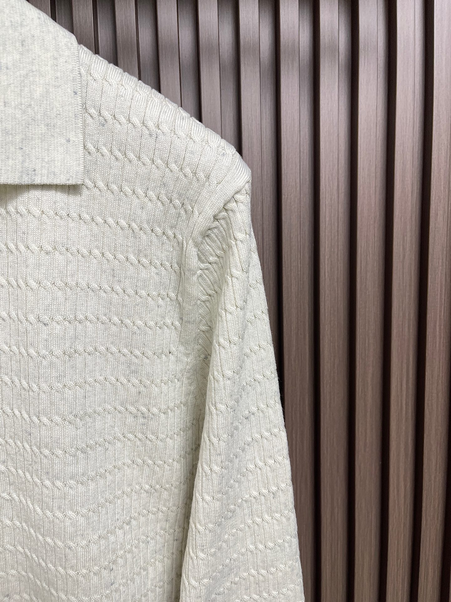 🛒🛒BC 经典老钱绅士雅韵，线条勾勒的经典Polo羊毛衫，总有一些单品能够跨越季节与潮流，成为永恒的经典。精选顶级 羊毛