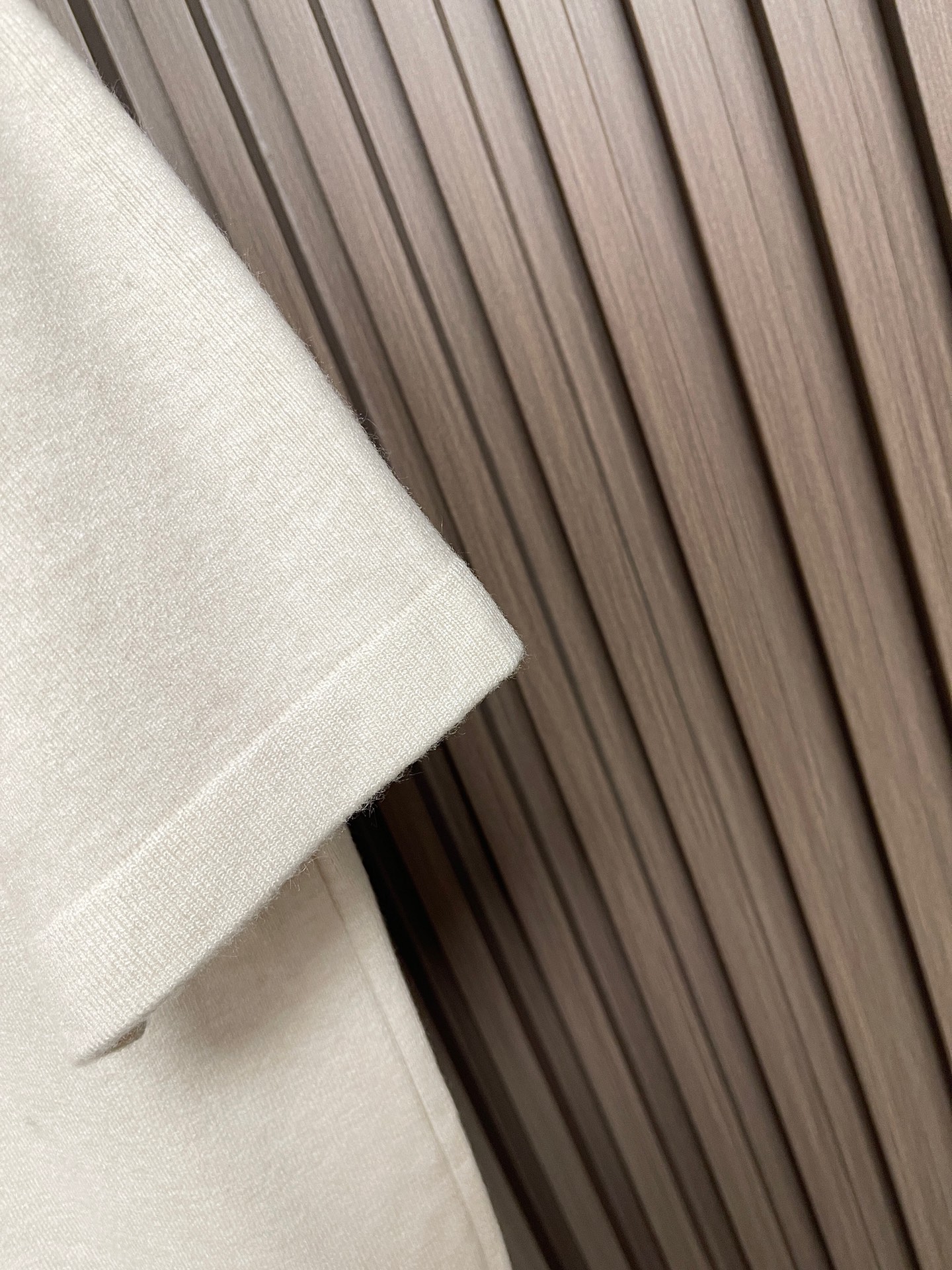 🛒🛒Loro Piana Loro Piana 低调老钱风2026SS 经典款针织短袖T恤，这款短袖以意大利利古里亚海岸
