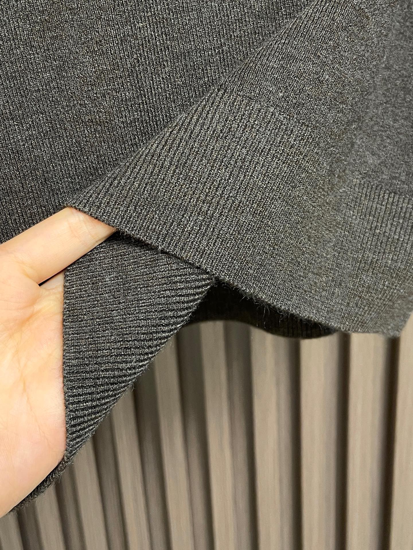 🛒🛒Loro Piana Loro Piana 低调老钱风2026SS 经典款针织短袖T恤，这款短袖以意大利利古里亚海岸