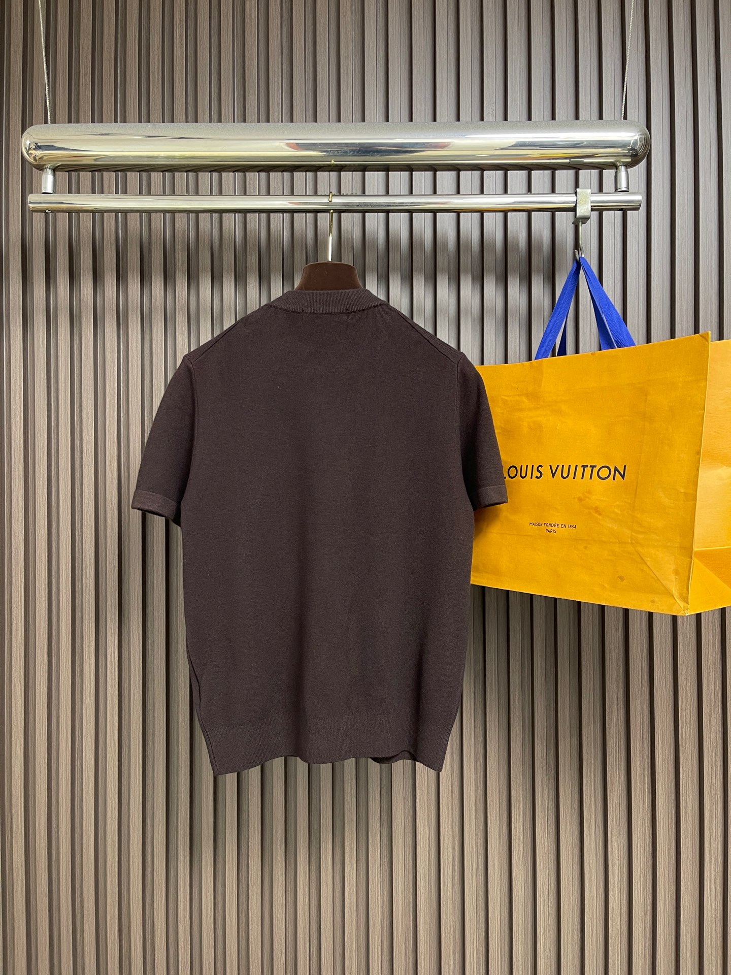 🛒🛒Loro Piana Loro Piana 低调老钱风2026SS 经典款针织短袖T恤，这款短袖以意大利利古里亚海岸