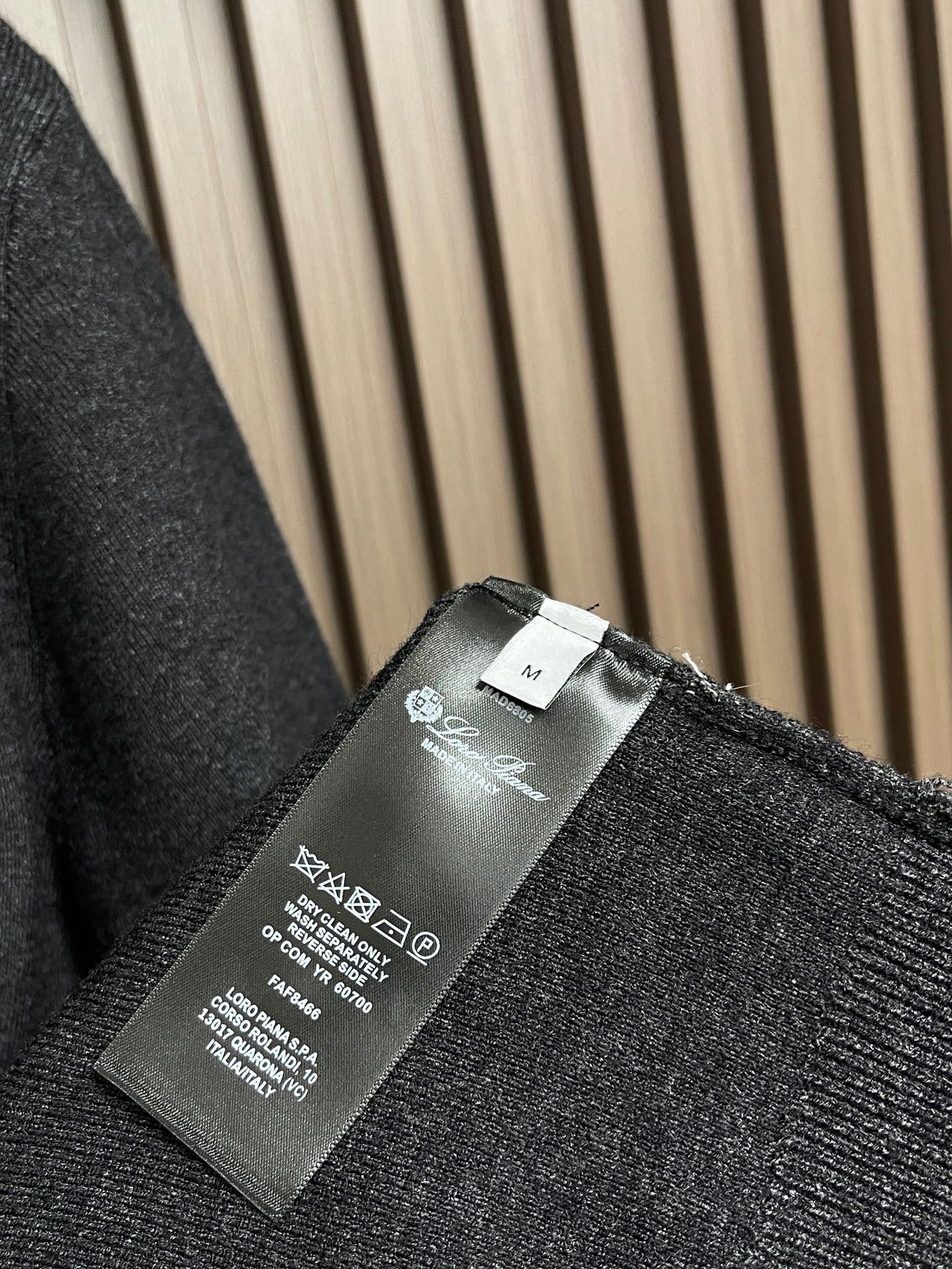 🛒🛒Loro Piana Loro Piana 低调老钱风2026SS 经典款针织短袖T恤，这款短袖以意大利利古里亚海岸