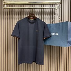 🛒🛒Loro Piana LoroPiana 仔章Logo标识圆领短袖T恤 面料采用高支长绒棉材质 上身丝滑 透气 又有 🛒🛒Loro Piana LoroPiana 仔章Logo标识圆领短袖T恤 面料采用高支长绒棉材质 上身丝滑 透气 又有