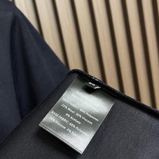 🛒🛒Loro Piana LoroPiana 仔章Logo标识圆领短袖T恤 面料采用高支长绒棉材质 上身丝滑 透气 又有 🛒🛒Loro Piana LoroPiana 仔章Logo标识圆领短袖T恤 面料采用高支长绒棉材质 上身丝滑 透气 又有