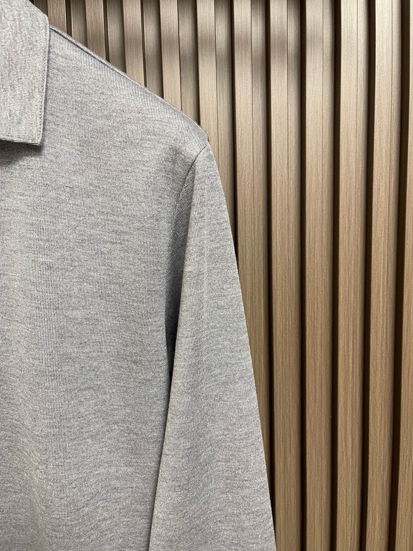 🛒🛒Berluti 布鲁提 2026SS夏季长袖圆领Polo,胸前简约logo设计,简约大气时尚百搭,手感舒适 透气有型 🛒🛒Berluti 布鲁提 2026SS夏季长袖圆领Polo,胸前简约logo设计,简约大气时尚百搭,手感舒适 透气有型