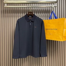 🛒🛒Zegna 提花针织长袖Polo衫,选用杰尼亚柔软的PremiumCotton棉质纱线制成,为休闲经典服饰注入考究气 🛒🛒Zegna 提花针织长袖Polo衫,选用杰尼亚柔软的PremiumCotton棉质纱线制成,为休闲经典服饰注入考究气