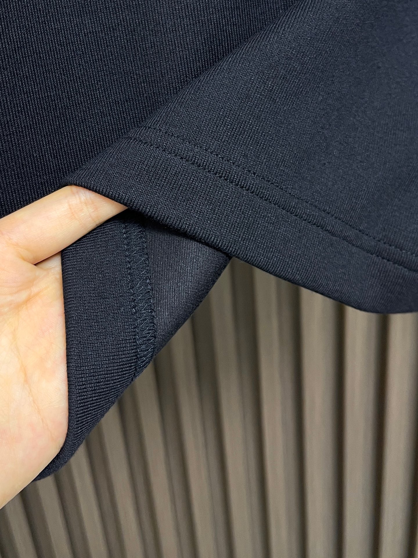 🛒🛒Zegna 提花针织长袖Polo衫，选用杰尼亚柔软的PremiumCotton棉质纱线制成，为休闲经典服饰注入考究气