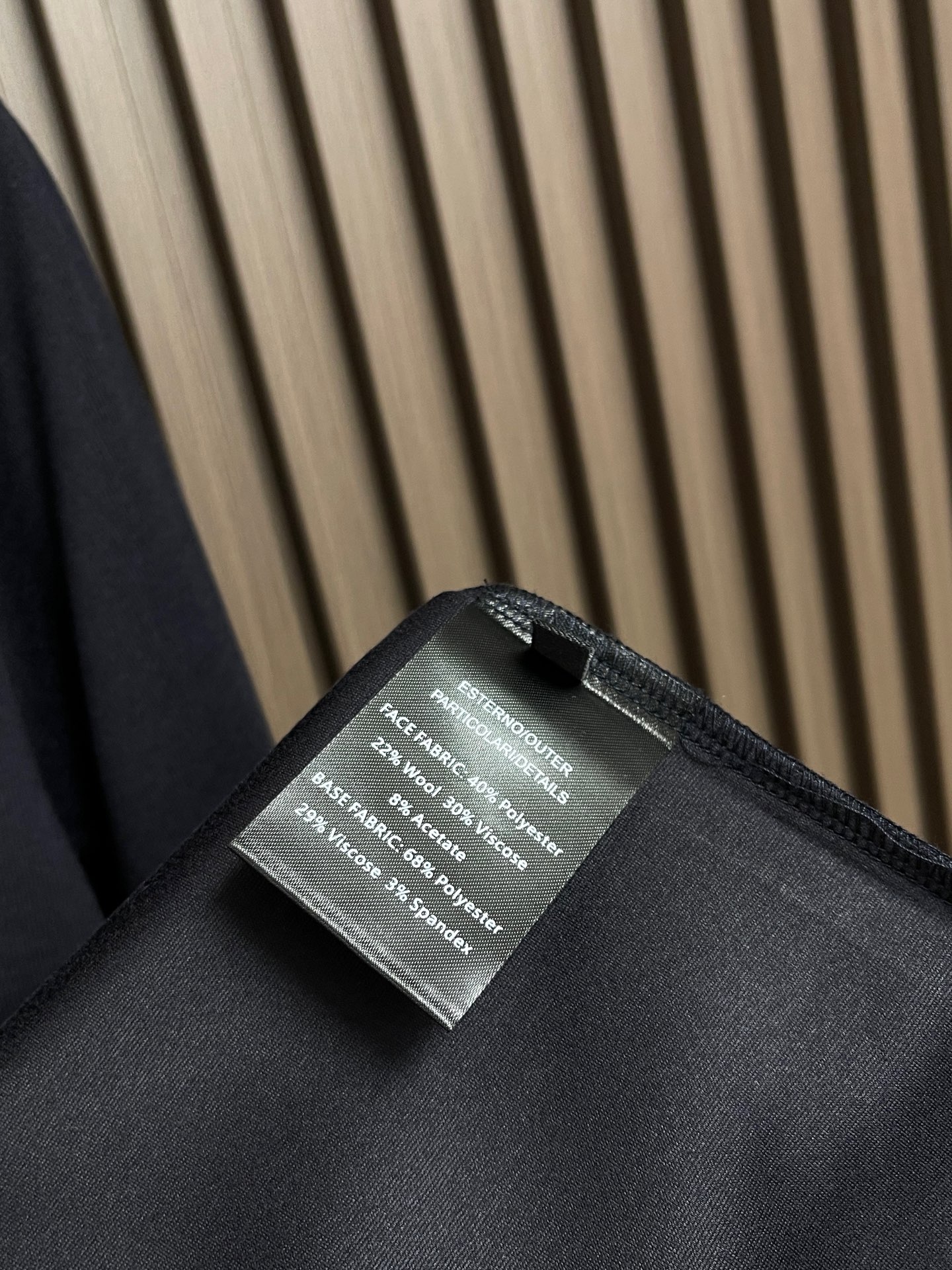 🛒🛒Zegna 提花针织长袖Polo衫，选用杰尼亚柔软的PremiumCotton棉质纱线制成，为休闲经典服饰注入考究气