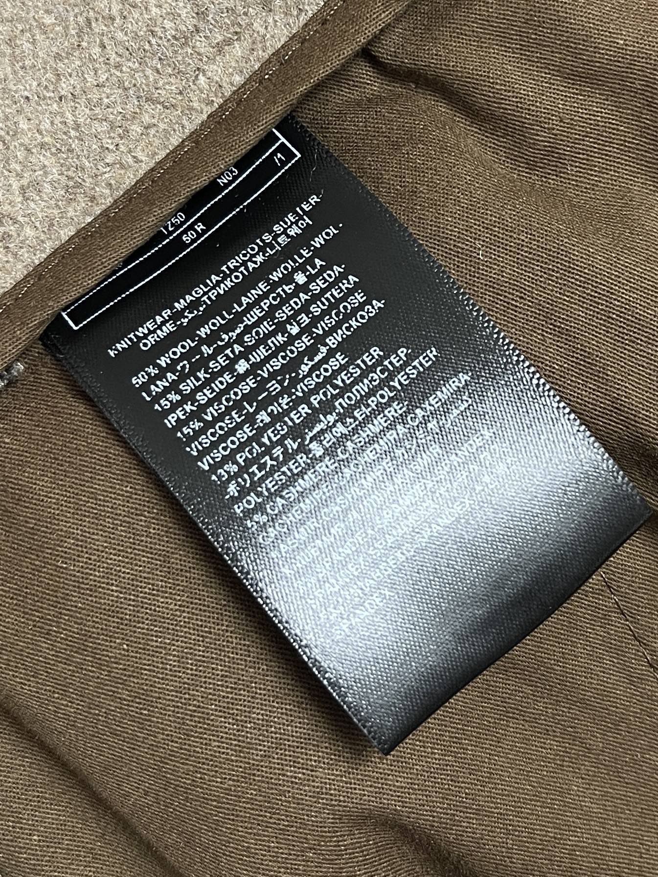 🛒🛒Zegna 羊毛羊绒直筒长裤，定制进口丝绒进口机器编制，用料良心实在满满的高级质感，穿起来舒适亲肤大厂做工，细节质感