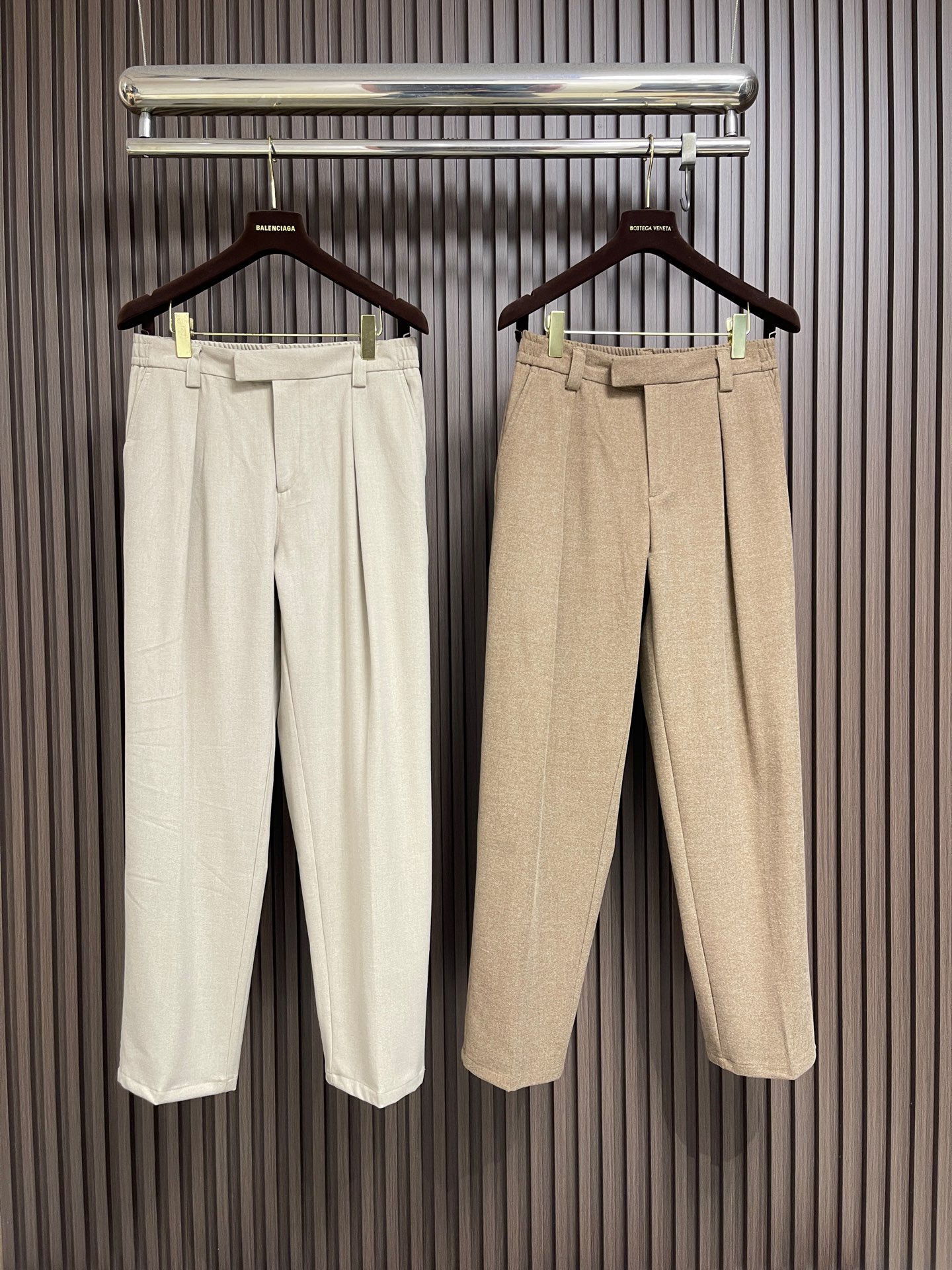 🛒🛒Loro Piana LoroPiana 2026SS秋冬季新款休闲裤 肉眼可见的利落裁剪，直筒修身款裤型！密实齐整