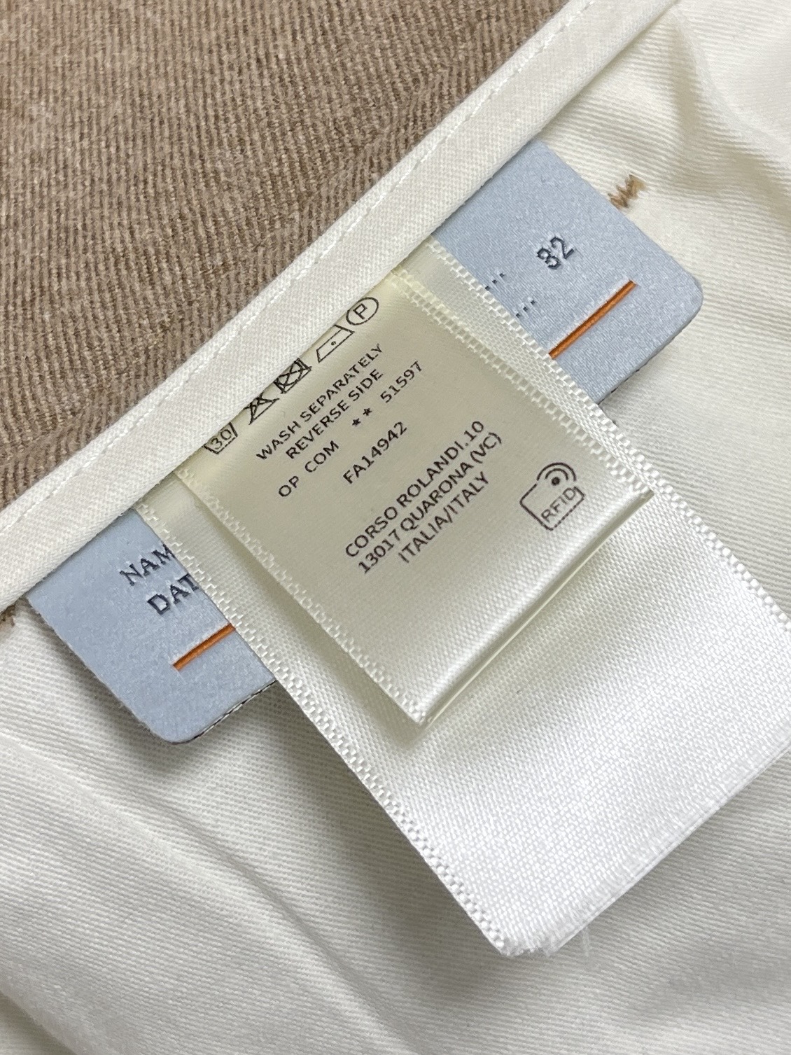 🛒🛒Loro Piana LoroPiana 2026SS秋冬季新款休闲裤 肉眼可见的利落裁剪，直筒修身款裤型！密实齐整
