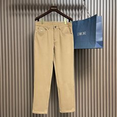 🛒🛒Prada 2026ss三角标识牛仔裤 原版定制复刻 客供五金辅料 原单品质进口牛仔面料重工洗水 做工走线精细上身绝 🛒🛒Prada 2026ss三角标识牛仔裤 原版定制复刻 客供五金辅料 原单品质进口牛仔面料重工洗水 做工走线精细上身绝