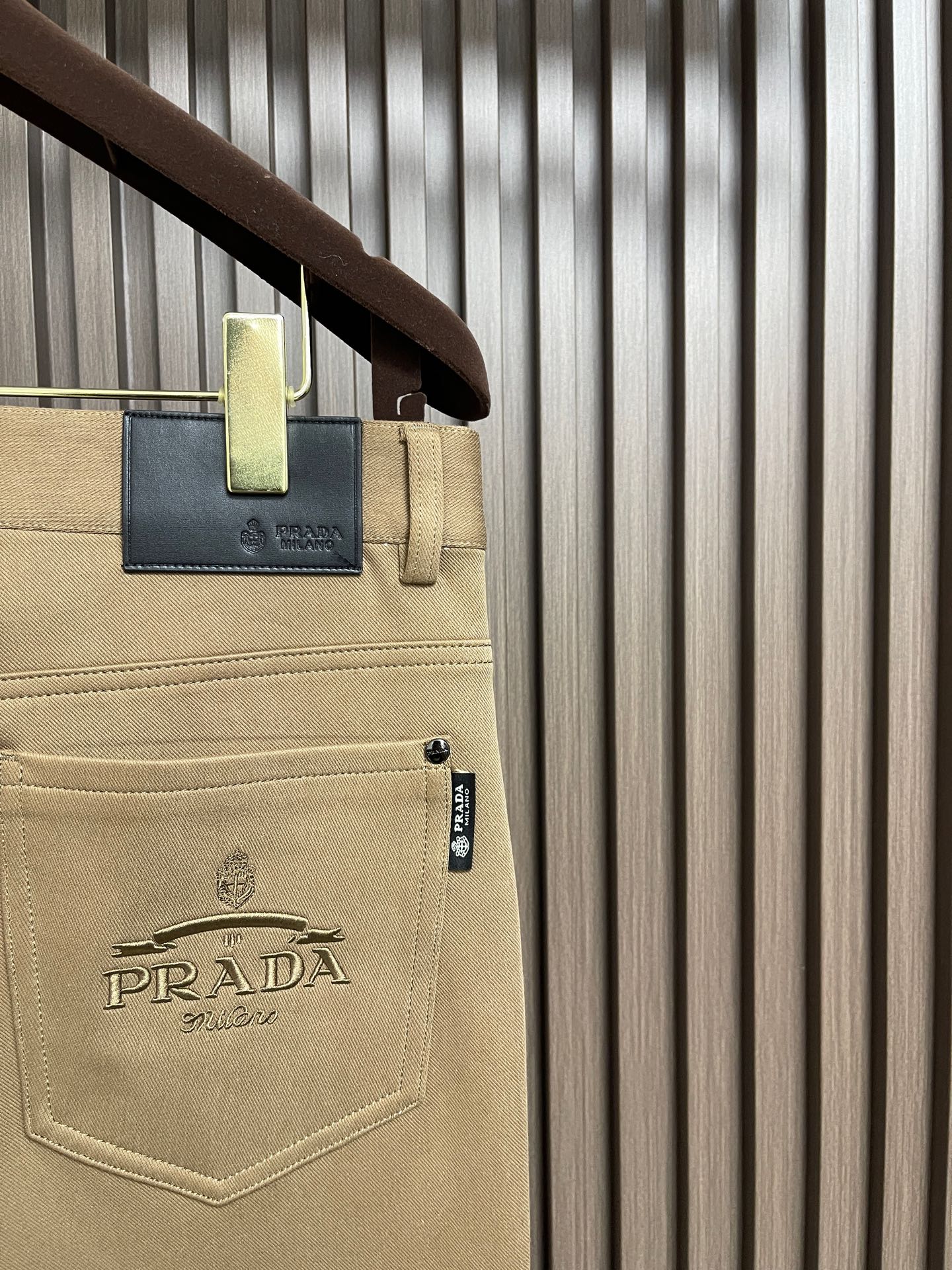 🛒🛒Prada 2026ss三角标识牛仔裤 原版定制复刻 客供五金辅料 原单品质进口牛仔面料重工洗水 做工走线精细上身绝