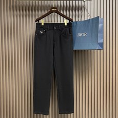 🛒🛒Prada 2026ss三角标识牛仔裤 原版定制复刻 客供五金辅料 原单品质进口牛仔面料重工洗水 做工走线精细上身绝 🛒🛒Prada 2026ss三角标识牛仔裤 原版定制复刻 客供五金辅料 原单品质进口牛仔面料重工洗水 做工走线精细上身绝