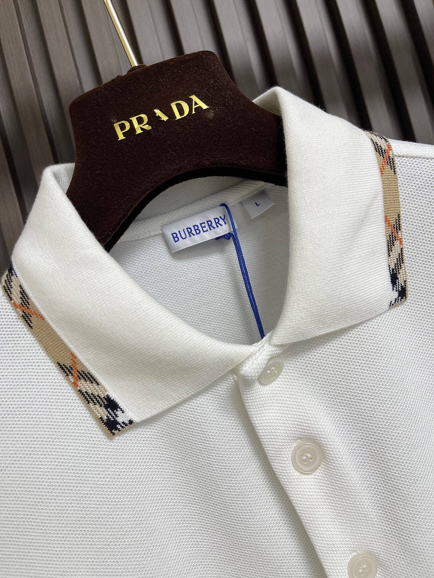 🛒🛒Burberry 刺绣战马马术骑士格纹翻领衫长袖Polo，定制300克100%珠地棉面料！质感非常舒服柔软，透气性强
