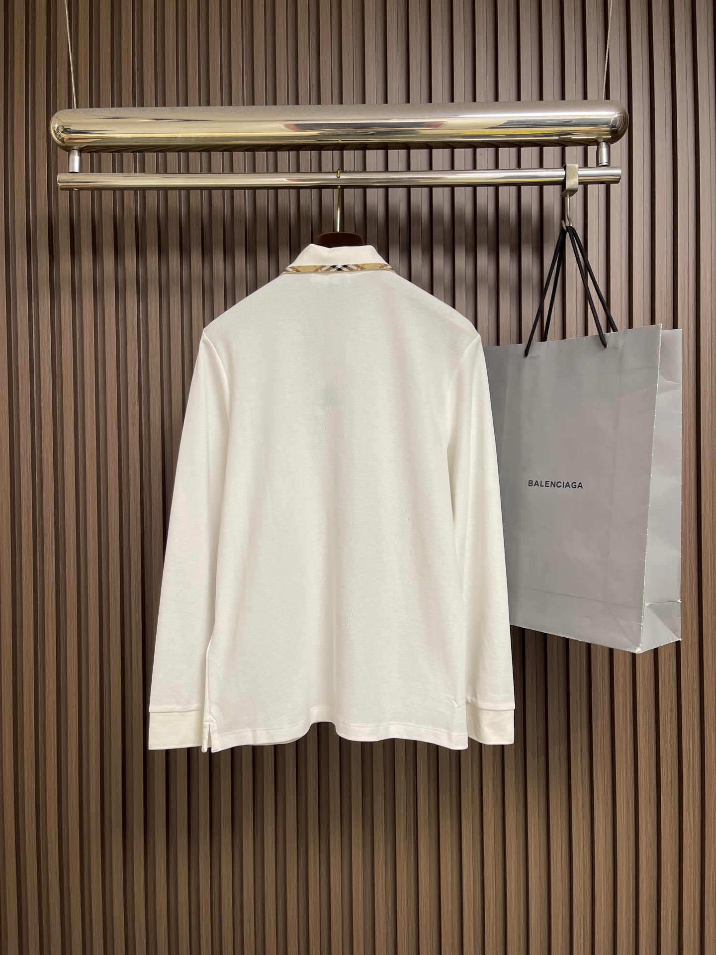 🛒🛒Burberry 刺绣战马马术骑士格纹翻领衫长袖Polo，定制300克100%珠地棉面料！质感非常舒服柔软，透气性强