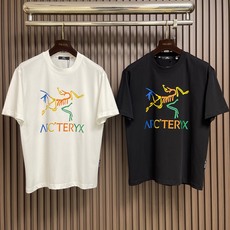 🛒🛒Arcteryx 2026SS 始祖鸟手绘涂鸦骨龙短袖T恤 男女同款,原版定制辅料 吊牌 洗水唛防尘纸,250克 双 🛒🛒Arcteryx 2026SS 始祖鸟手绘涂鸦骨龙短袖T恤 男女同款,原版定制辅料 吊牌 洗水唛防尘纸,250克 双