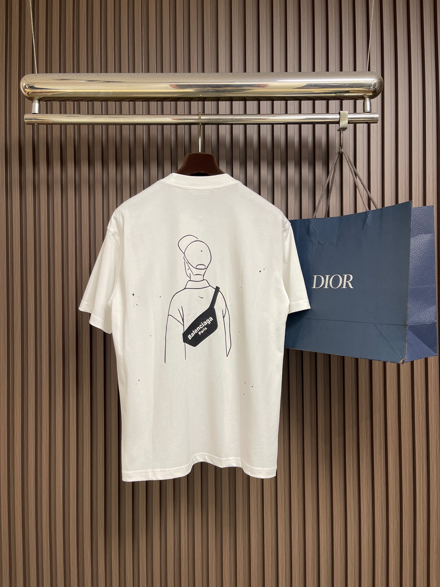 🛒🛒Balenciaga 经典字母圆领短袖T恤，本款BALENCIAGA短袖甄选高克重重磅棉质面料打造，面料经过精细水洗