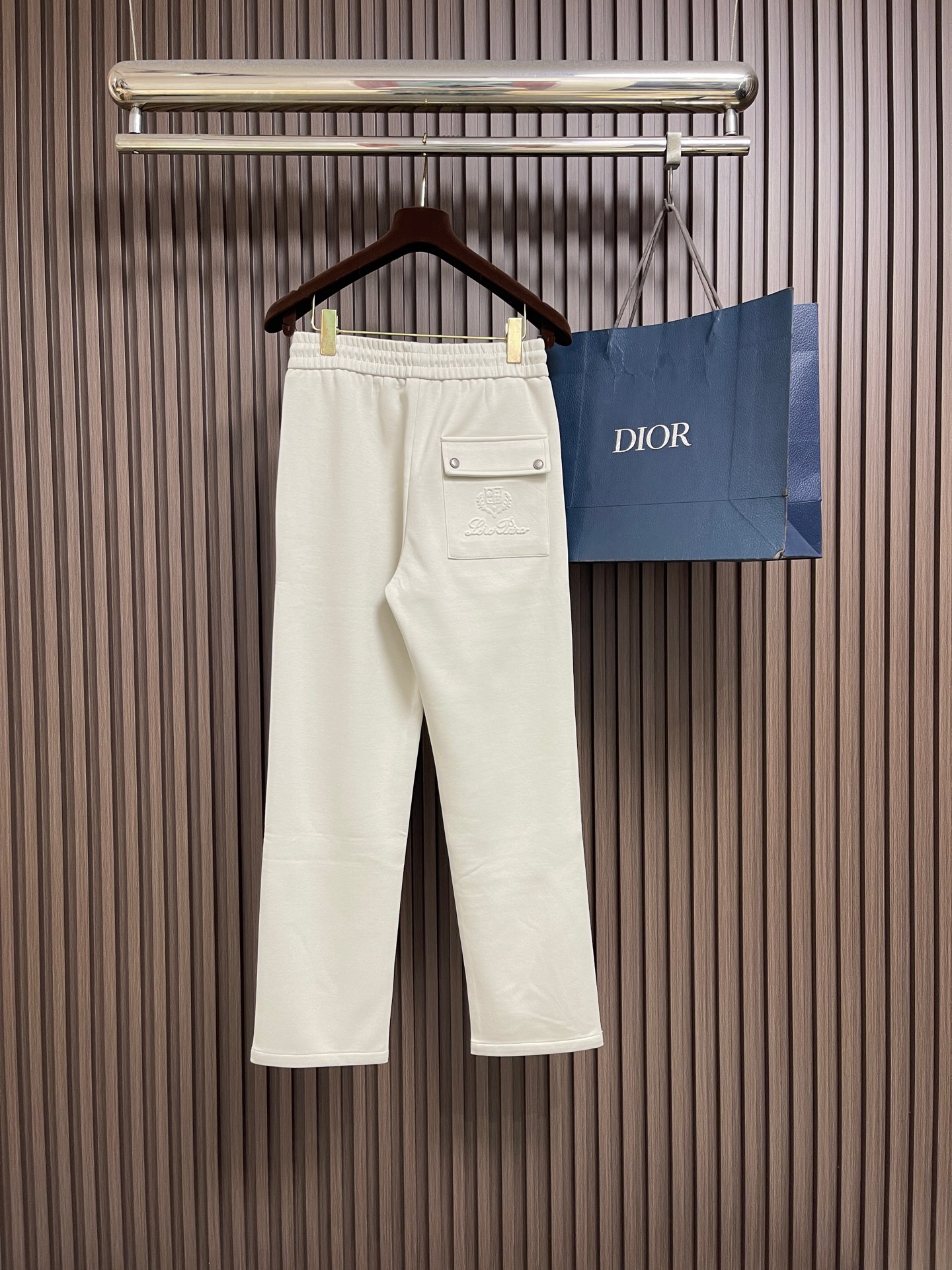 🛒🛒Loro Piana loroPiana  2026FW秋季新款直筒卫裤休闲裤，定制混纺面料软糯舒集高级感度于一体，