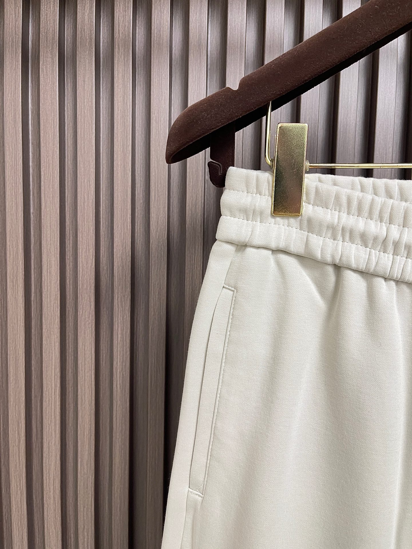 🛒🛒Loro Piana loroPiana  2026FW秋季新款直筒卫裤休闲裤，定制混纺面料软糯舒集高级感度于一体，