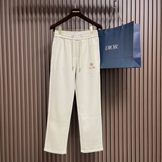 🛒🛒Loro Piana loroPiana 2026FW秋季新款直筒卫裤休闲裤,定制混纺面料软糯舒集高级感度于一体, 🛒🛒Loro Piana loroPiana 2026FW秋季新款直筒卫裤休闲裤,定制混纺面料软糯舒集高级感度于一体,