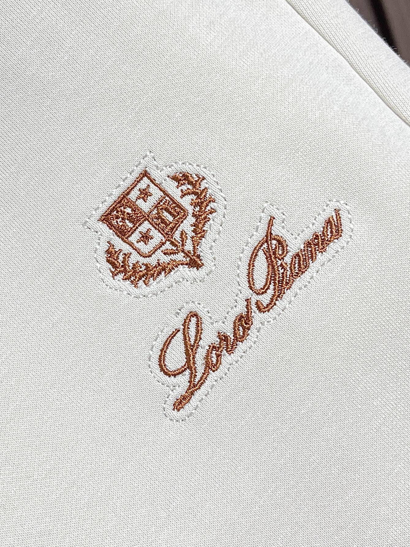 🛒🛒Loro Piana loroPiana  2026FW秋季新款直筒卫裤休闲裤，定制混纺面料软糯舒集高级感度于一体，