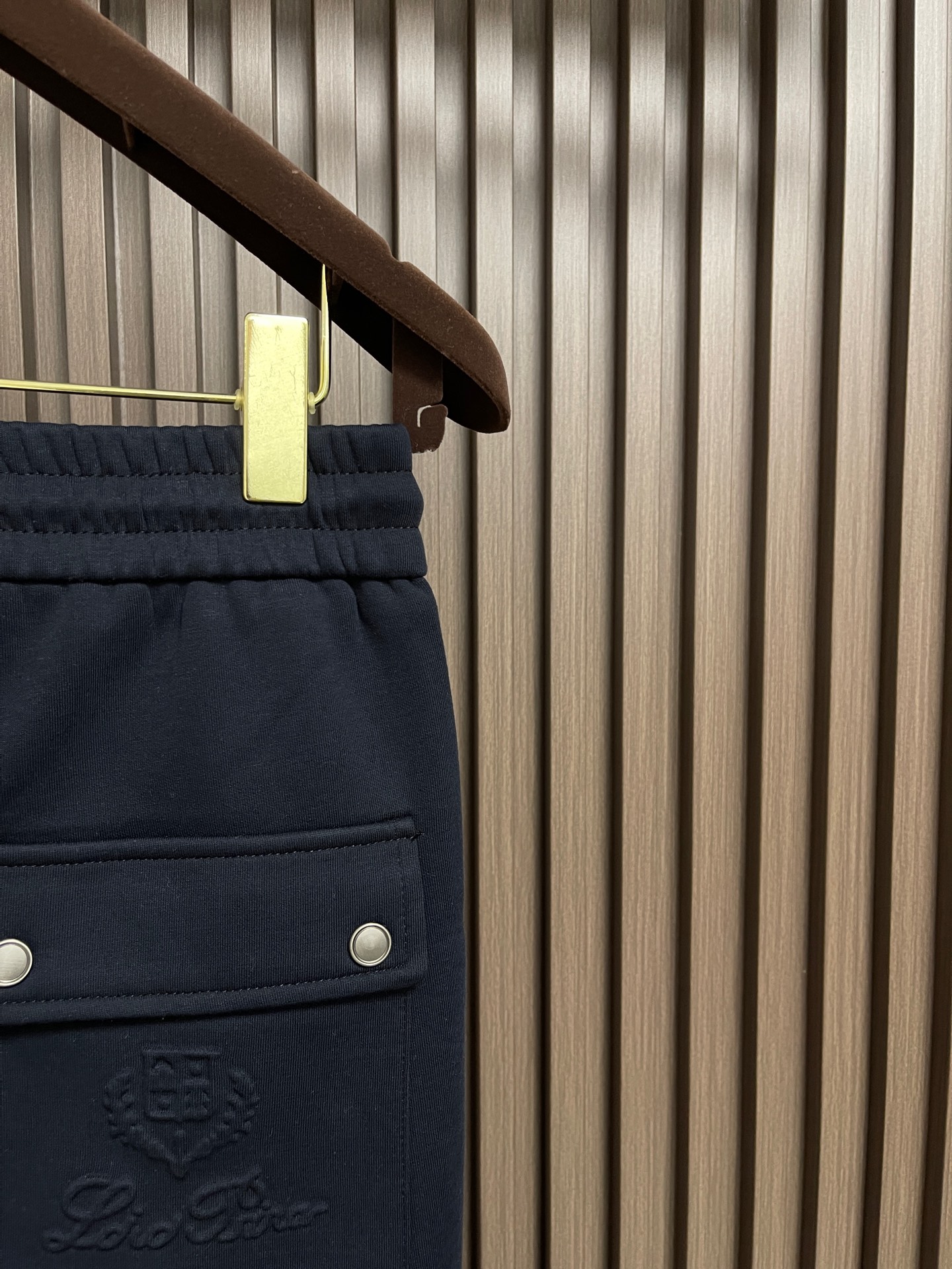 🛒🛒Loro Piana loroPiana  2026FW秋季新款直筒卫裤休闲裤，定制混纺面料软糯舒集高级感度于一体，