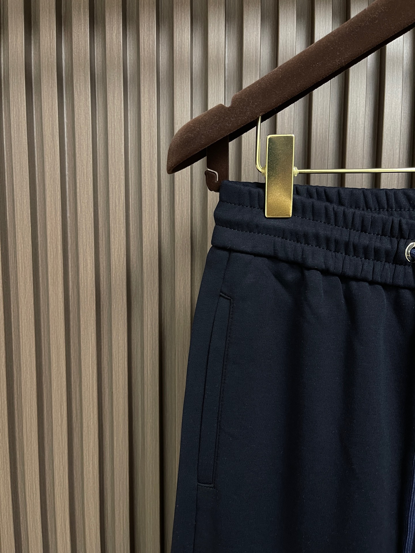 🛒🛒Loro Piana loroPiana  2026FW秋季新款直筒卫裤休闲裤，定制混纺面料软糯舒集高级感度于一体，