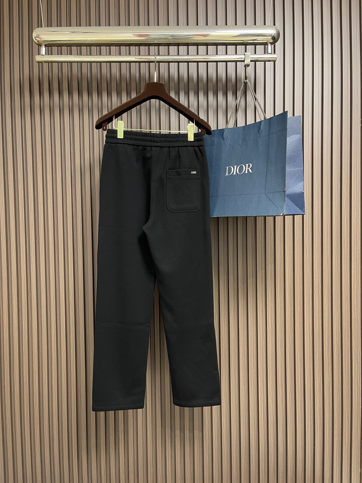 🛒🛒Loro Piana loroPiana  2026FW秋季新款直筒卫裤休闲裤，定制混纺面料软糯舒集高级感度于一体，