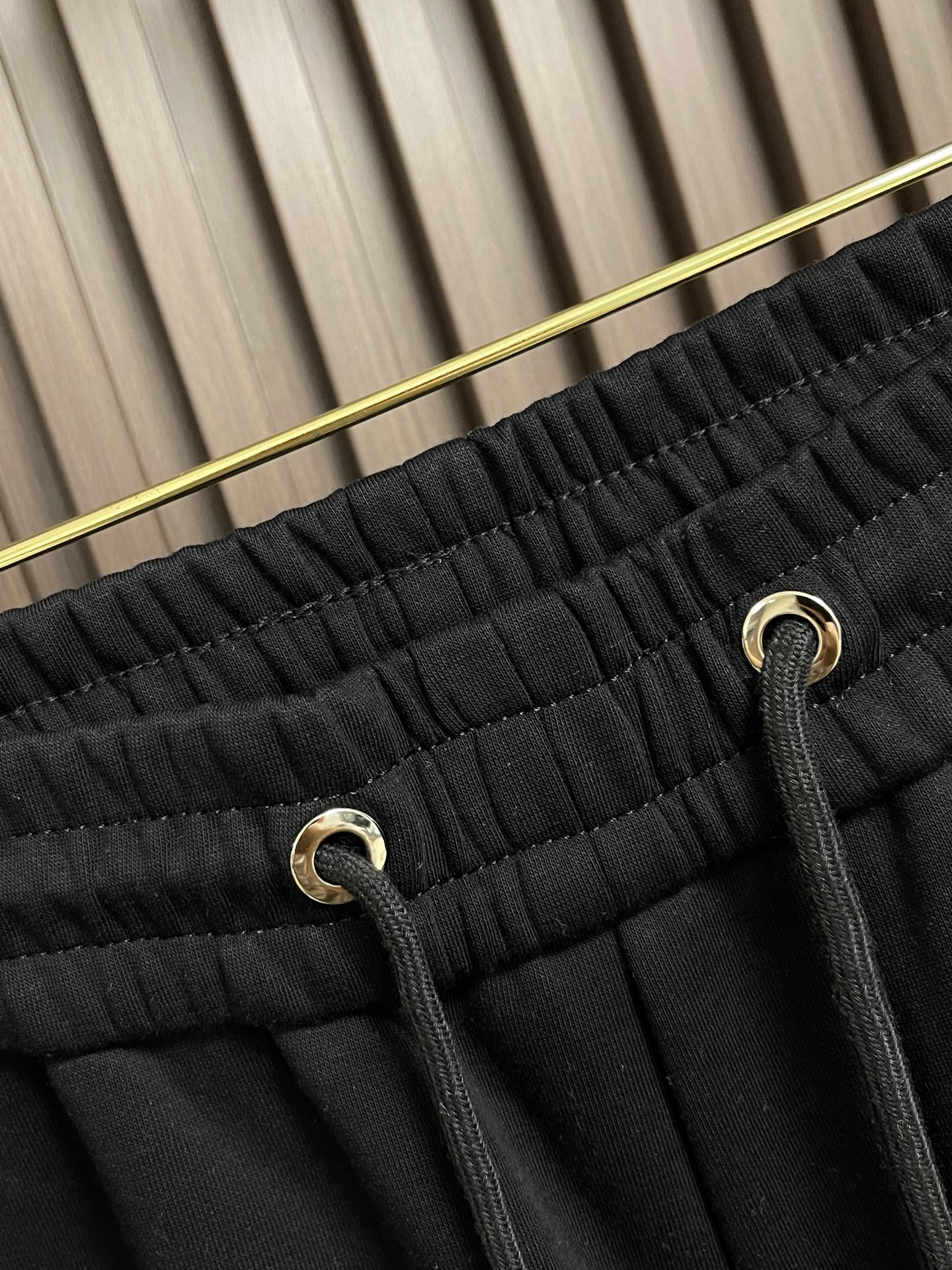 🛒🛒Loro Piana loroPiana  2026FW秋季新款直筒卫裤休闲裤，定制混纺面料软糯舒集高级感度于一体，