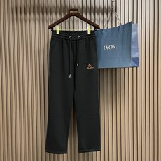 🛒🛒Loro Piana loroPiana 2026FW秋季新款直筒卫裤休闲裤,定制混纺面料软糯舒集高级感度于一体, 🛒🛒Loro Piana loroPiana 2026FW秋季新款直筒卫裤休闲裤,定制混纺面料软糯舒集高级感度于一体,