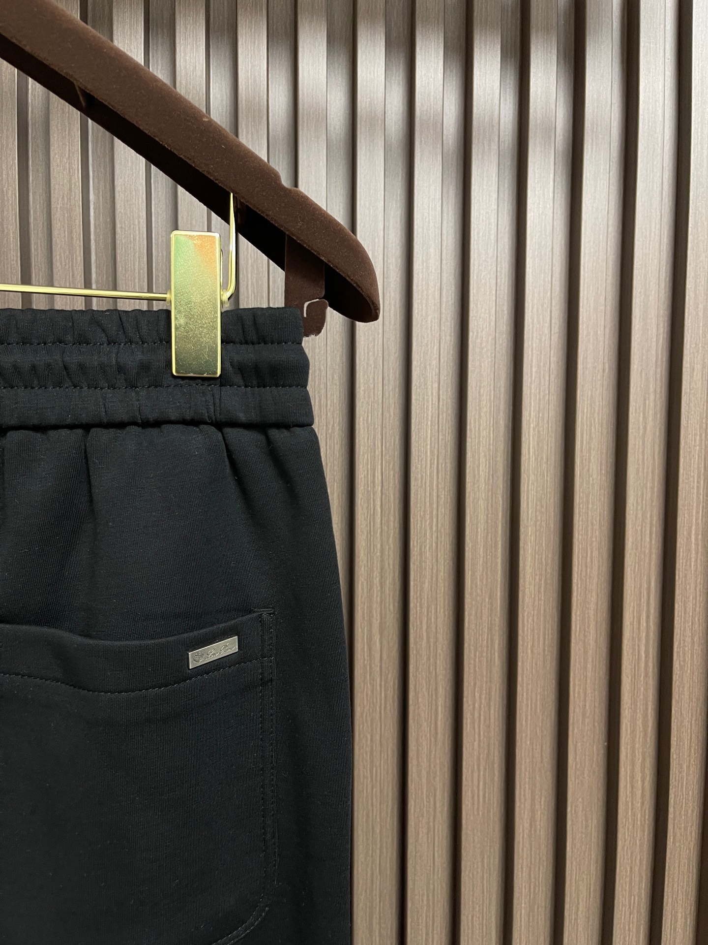 🛒🛒Loro Piana loroPiana  2026FW秋季新款直筒卫裤休闲裤，定制混纺面料软糯舒集高级感度于一体，