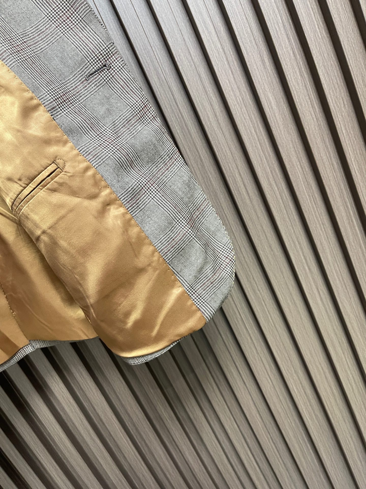 🛒🛒kiton 2026SS早秋新款西装外套，这款采超顶斜平精心制作，完美缔造胸挺立廓的效果，质感所流露的档次绝非一般可
