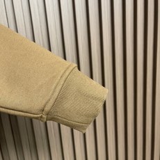 🛒🛒Hermes Paris 刺绣皮革拉链外套 定制云珩萃锦棉绒 绵密蓄暖 云柔亲肤 岚雾麻灰敛藏温雅柔光 于素简色调中 🛒🛒Hermes Paris 刺绣皮革拉链外套 定制云珩萃锦棉绒 绵密蓄暖 云柔亲肤 岚雾麻灰敛藏温雅柔光 于素简色调中
