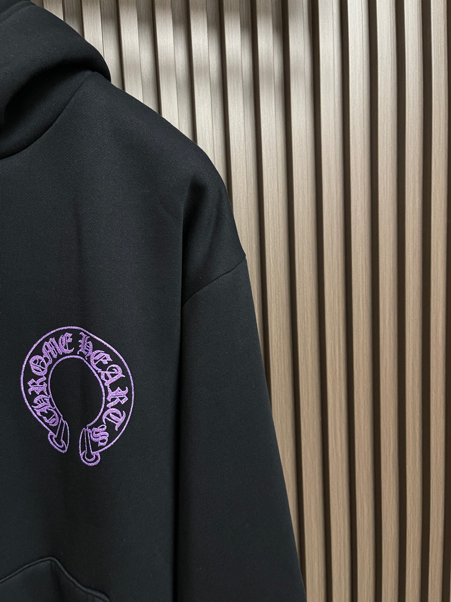 🛒🛒CHROME HEARTS CH克罗心闪粉哥特印花连帽卫衣，重磅毛圈棉面料搭配多处闪粉哥特花卉马蹄印花，视觉吸睛，潮