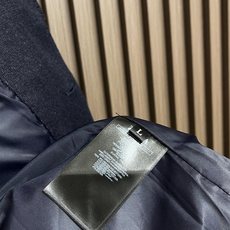 🛒🛒ZEGNA 2026ss秋冬新款羊毛混纺工装夹克外套,羊毛混纺面料,表面有细密的毛呢纹理,触感柔软但不松垮。面料有一 🛒🛒ZEGNA 2026ss秋冬新款羊毛混纺工装夹克外套,羊毛混纺面料,表面有细密的毛呢纹理,触感柔软但不松垮。面料有一