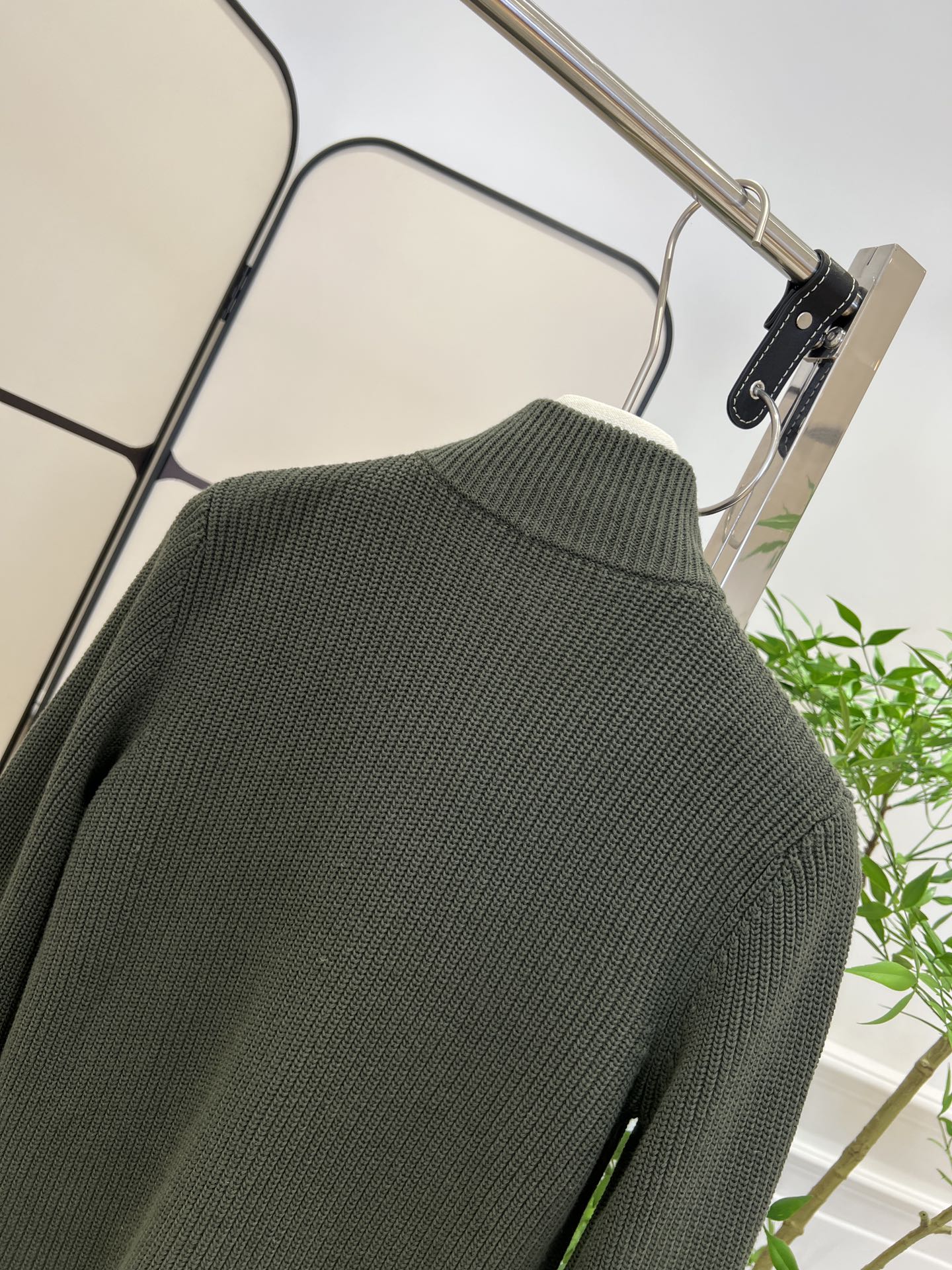 Original Ferocious Women’s Suit: Low-Key, Sweet, Sophisticated Fabric – Amazing Packaging - 图片 7