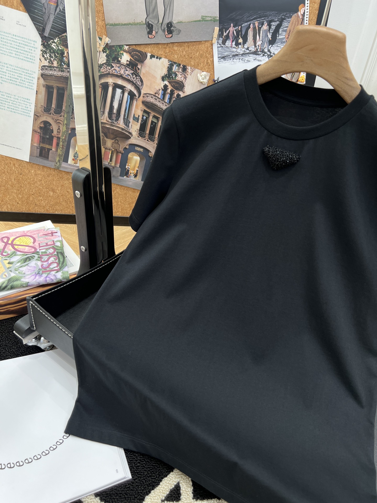 “2025 Summer Collection: Original Squeaky Girl Brand Relaunch, Black/White, Sizes SML” - 图片 4