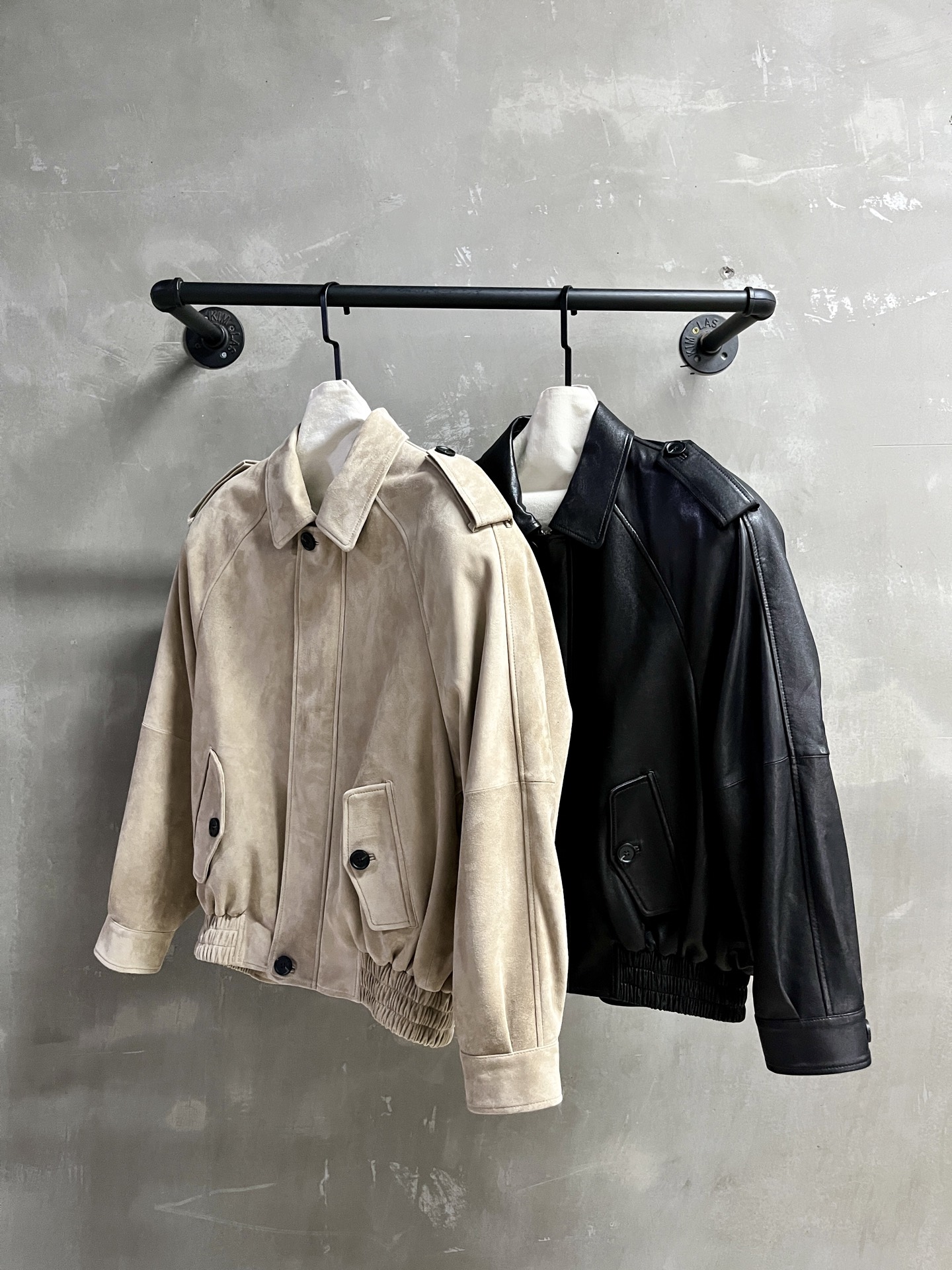 Saint Laurent Leather Jacket: 2025 Fall Collection, Unisex, Stylish & Versatile 2 a1754085044277 0880