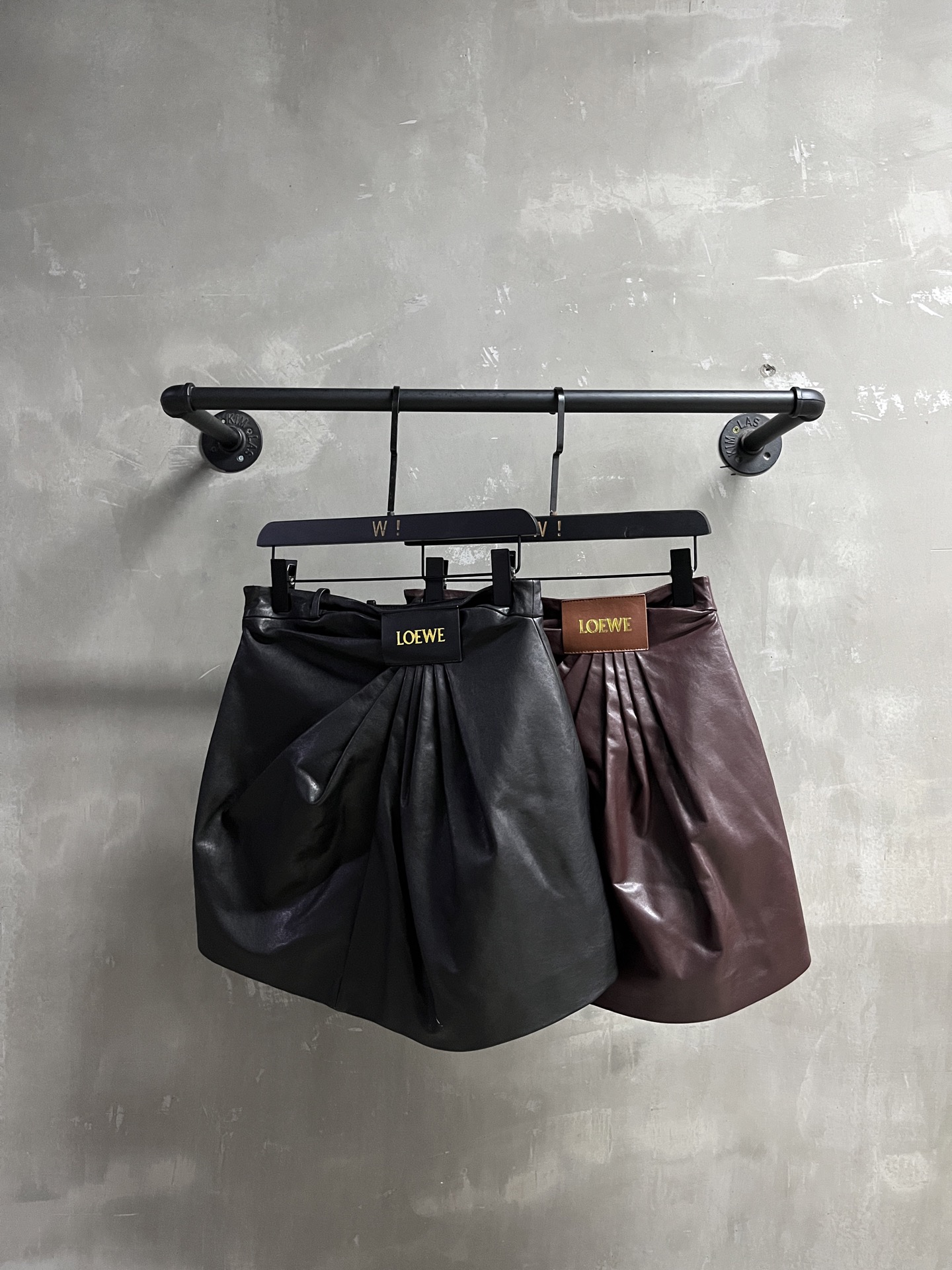 Loewe Inspired Leather Mini Skirt - Chic, Retro Style for Women 3 a1758838878504 2061
