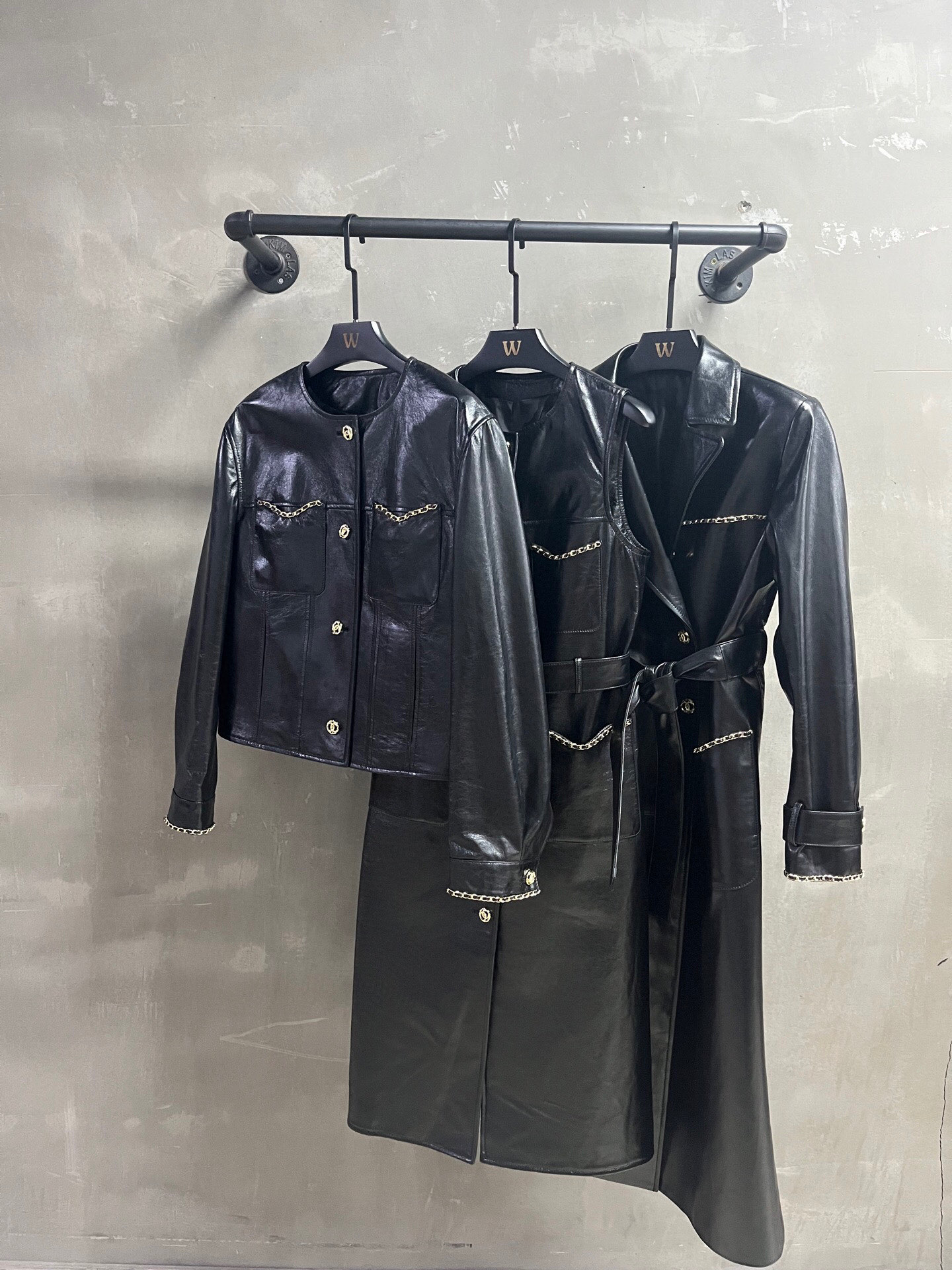 Chanel Inspired 2025 Autumn Vest: Classic Chain Design, Lambskin Leather 2 a1761079378319 2323
