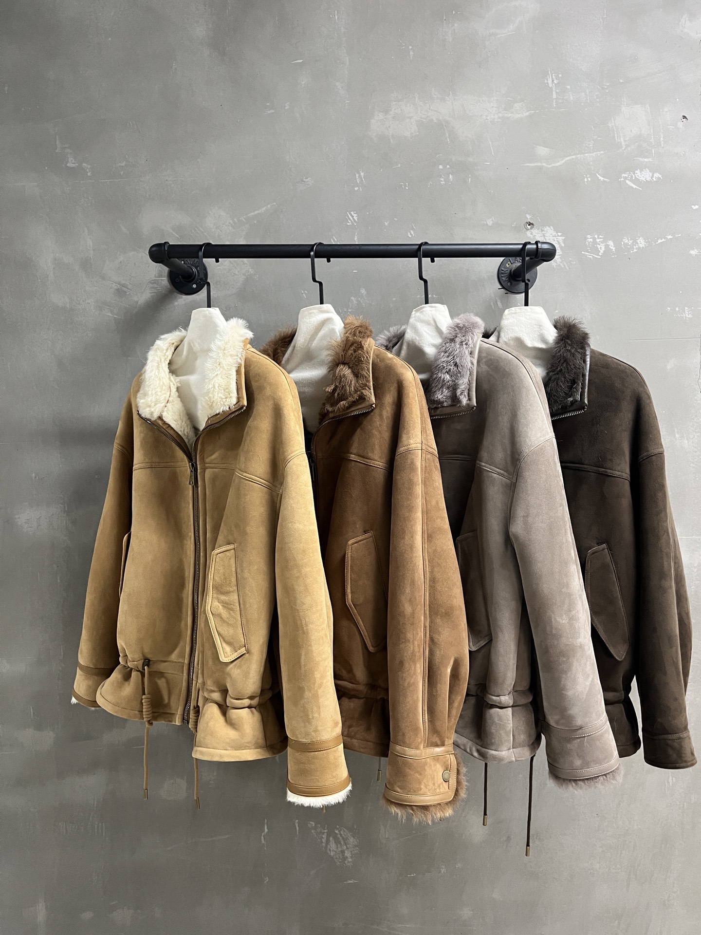 Miu Miu Shearling Jacket: Chic, Versatile, and Slimming Design – Autumn 2025