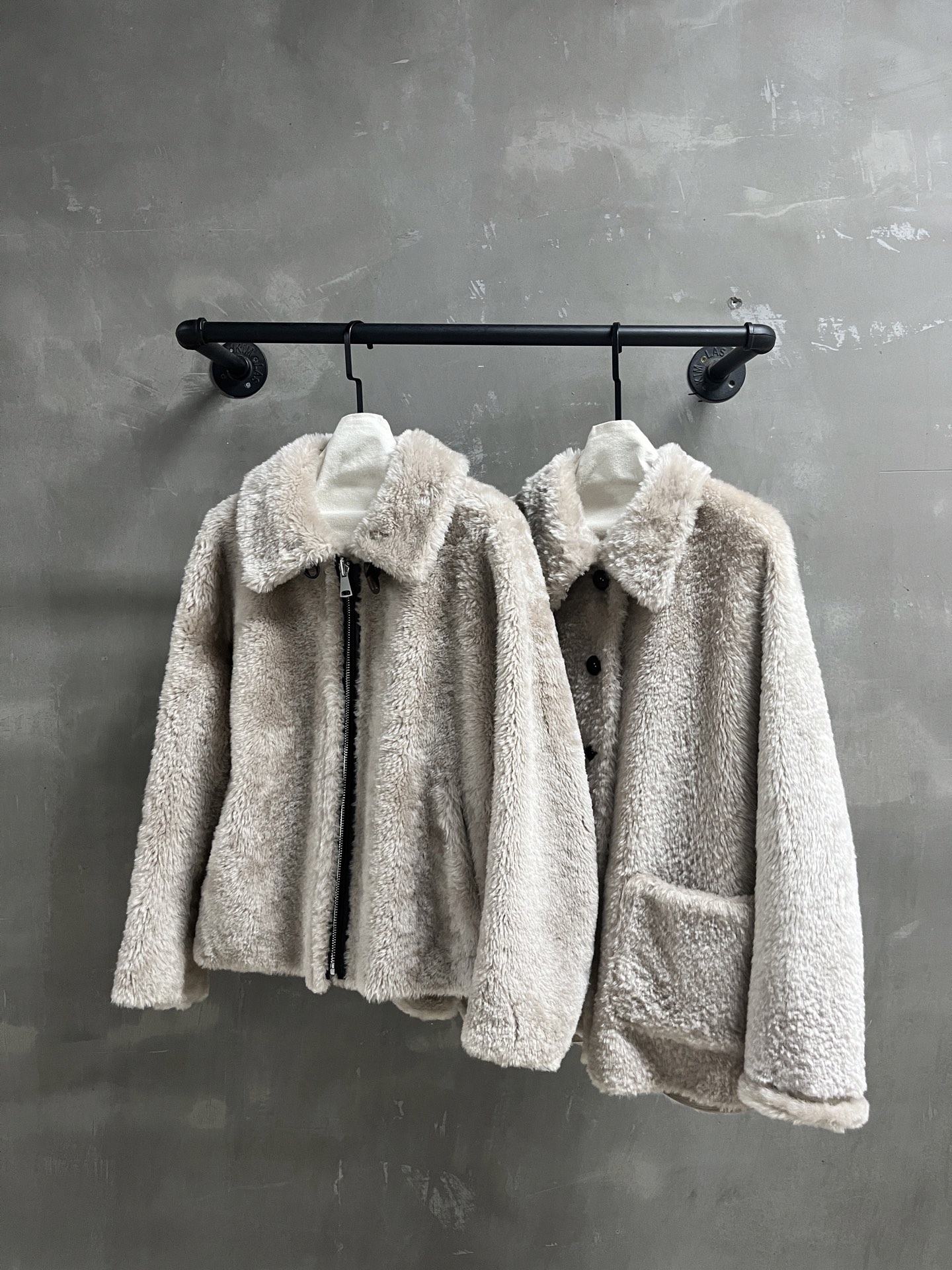 Reversible Shearling Jacket: Classic Style, Ultimate Comfort