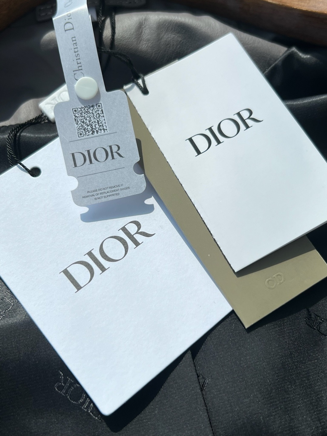 NO:676136,If you are demanding, just get all Z-marks, things that fakes don’t have on the market, Top Customize19860909要求高的尽管拿 全部Z标 市面假货没有的东西,,Top Customize1,Men's clothing