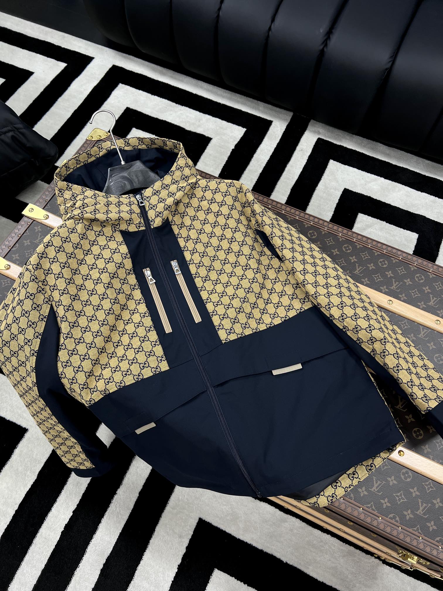 NO:936881,GUCC1 ｜Autumn Jacket｜High version top restoration quality 48-56 constantly updated,,gucci,jackets & coats,19860909GUCC1 ｜秋款夹克｜高版本顶级还原品质 48-56 不断更新中,,gucci,jackets & coats,,Men's clothing