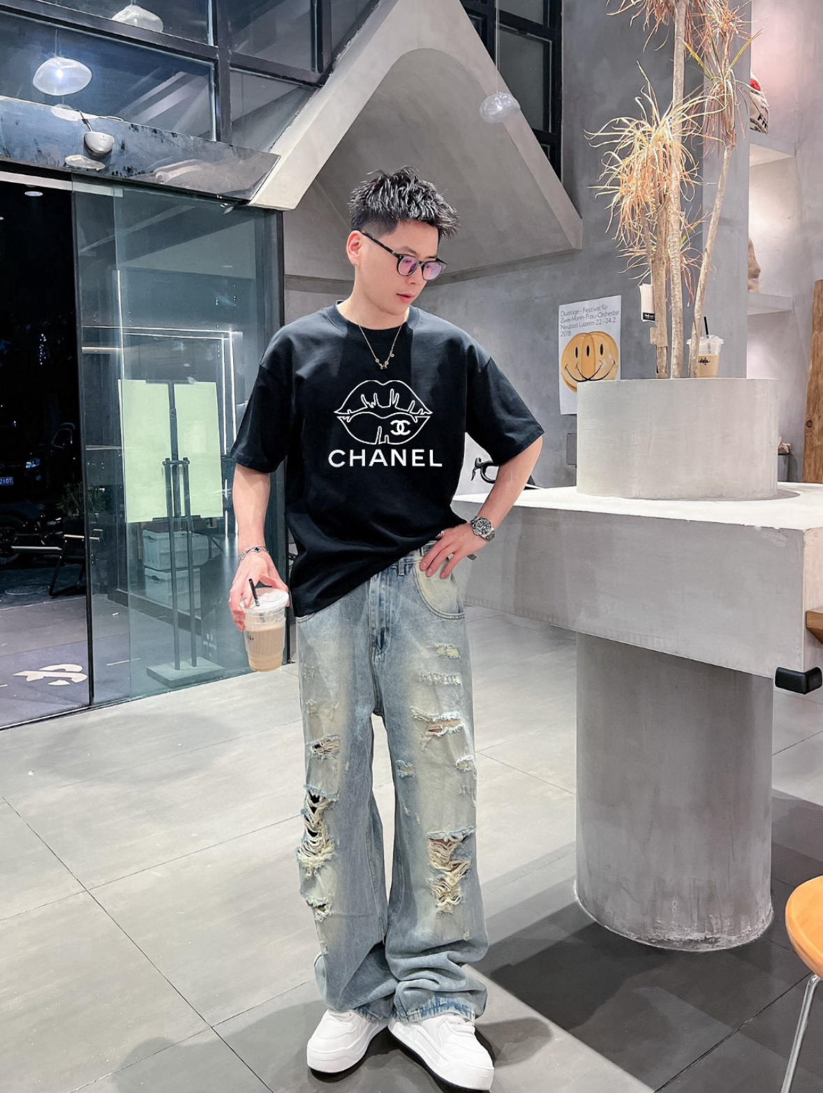 NO:479995,Chanel/Chanel 2025 spring and summer new product, complete three standards, 260g round neck pure cotton short-sleeved T-shirt, good products do not need to be introduced too much, look at the details, counter code M-XXXL / Suggestions, chanel, chanel, T-shirt, tees, t-shirt, alexander wang19860909Chanel/香奈儿 2025春夏新品 三标齐全 260克圆领纯棉短袖T恤 好货不用过多介绍 看细节 专柜码数M-XXXL /建议L,,chanel,chanel,T-shirt,tees，t-shirt,alexander wang,Men's clothing