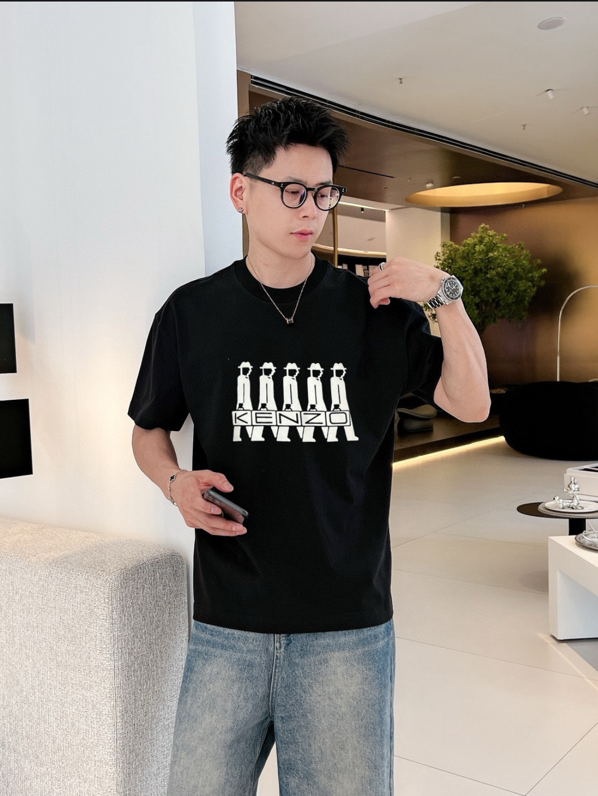 NO:426391,Konzo 2025 spring and summer new product, complete three standards, round neck pure cotton short-sleeved T-shirt, no need to introduce too much good products, look at the details, counter code M-XXXL 175/suggestion L,, T-shirt,tees, t-shirt,alexander wang19860909Konzo 2025春夏新品 三标齐全 圆领纯棉短袖T恤 好货不用过多介绍 看细节 专柜码数M-XXXL 175/建议L,,T-shirt,tees，t-shirt,alexander wang,Men's clothing