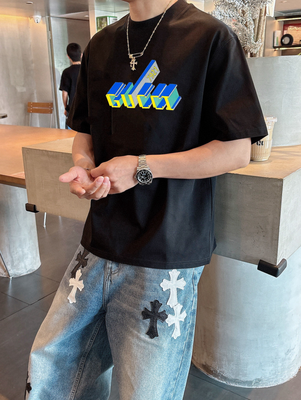 NO:431488,Gucci/Gucci 2025 spring and summer new product, complete three standards, round neck mercerized cotton short-sleeved T-shirt, don’t need to introduce too much good products, look at the details, counter code M-XXXL 175/140 Suggestions,,gucci, T-shirt,tees, t-shirt,alexander wang19860909Gucci/古奇 2025春夏新品 三标齐全 圆领丝光棉短袖T恤 好货不用过多介绍 看细节 专柜码数M-XXXL 175/140建议L,,gucci,T-shirt,tees，t-shirt,alexander wang,Men's clothing